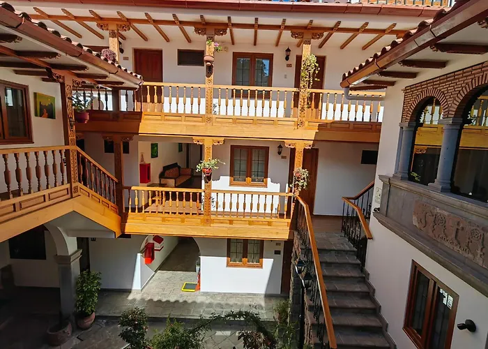 Rumi Punku Hotel 3*