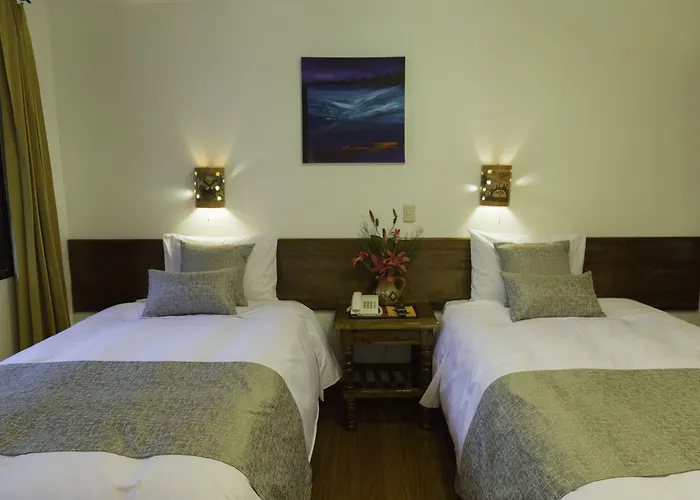 Rumi Punku Hotel 3*