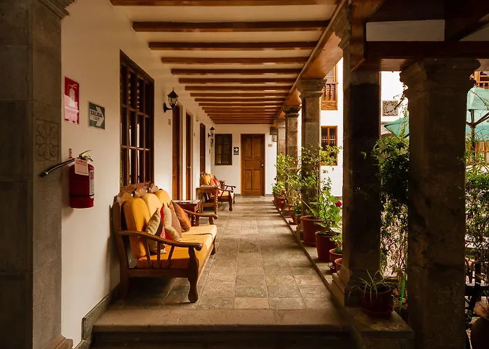 Rumi Punku Hotel 3*