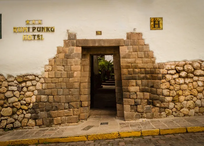Rumi Punku 3* Cusco